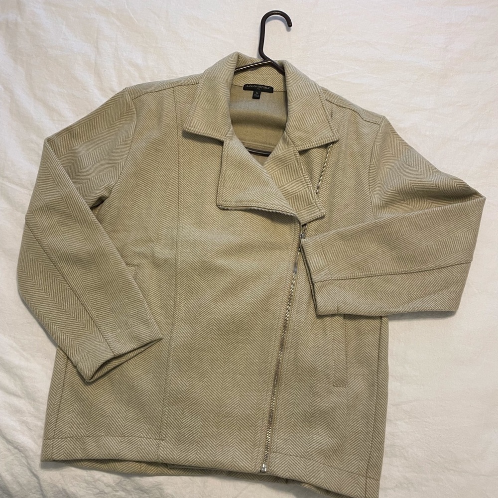 Banana Republic Women's Tan Coat